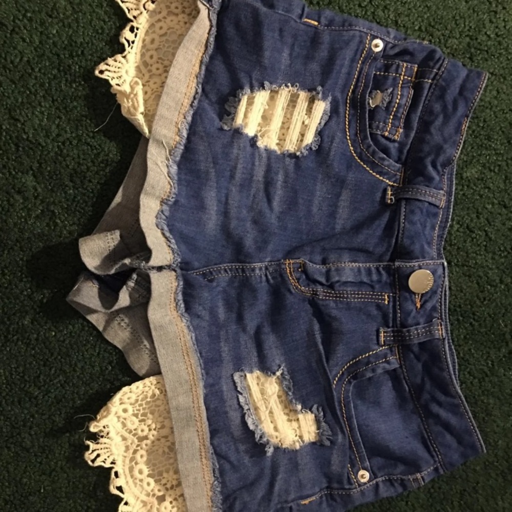 2 different sizes 7&9, can buy separate or bundle